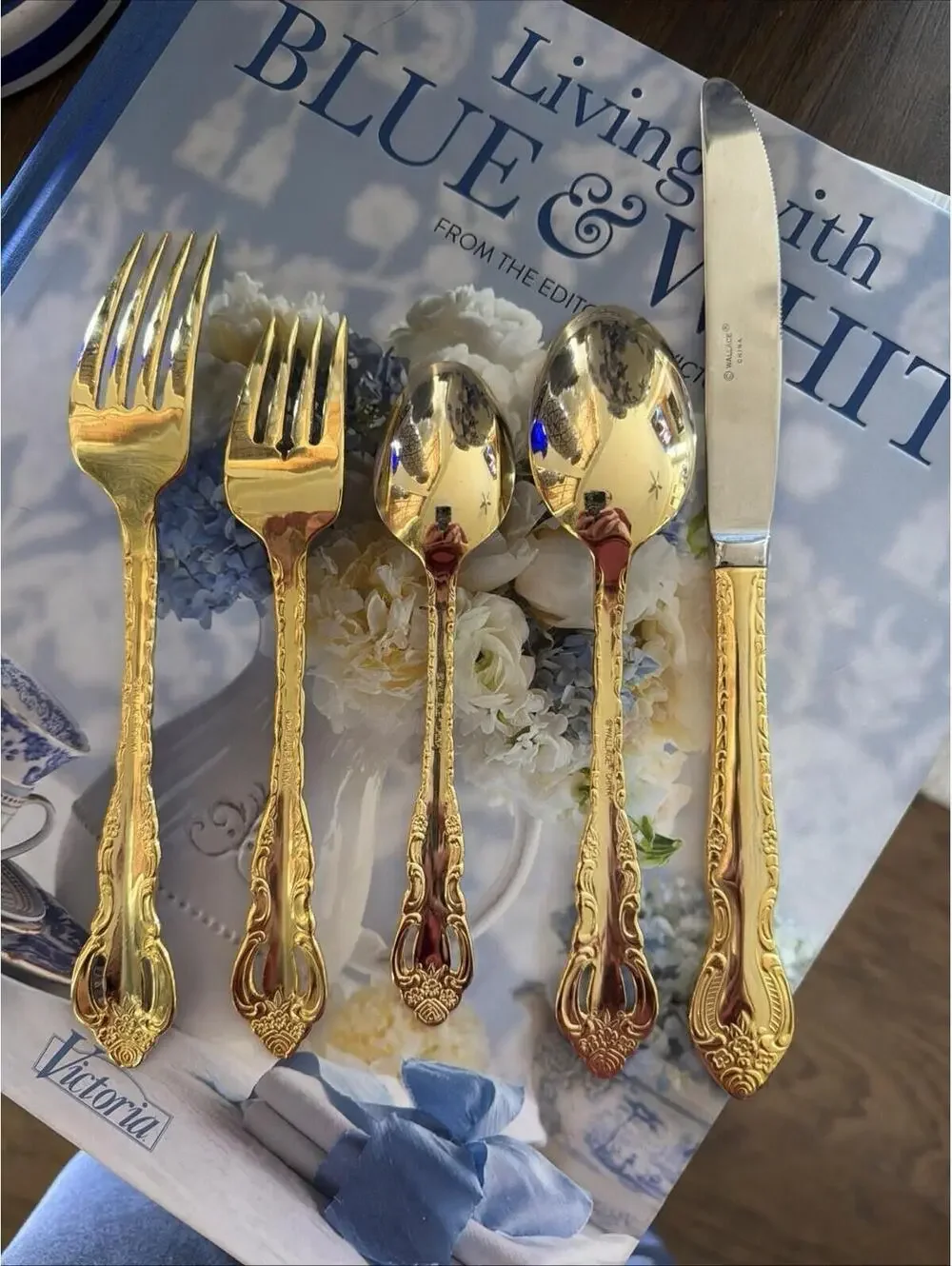 Wallace Silver “Countess” Gold Flatware Set – Service for 8 with Chest (40 Pc)